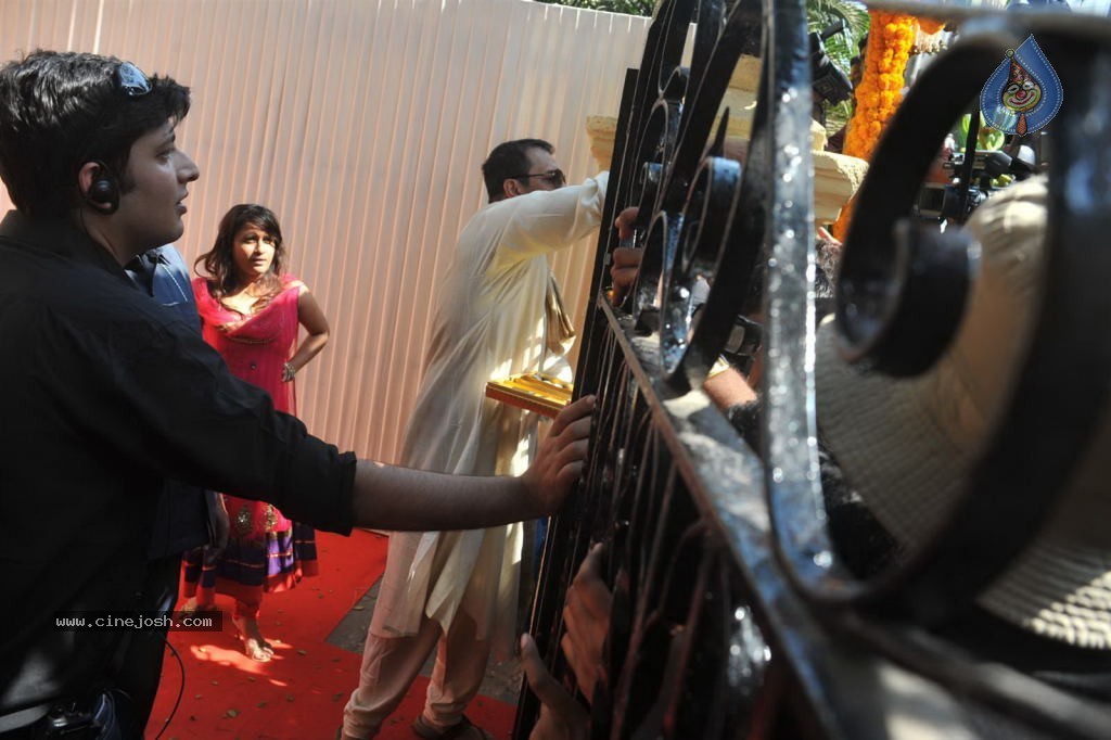 Vidya Balan Wedding Ceremony - 31 / 83 photos