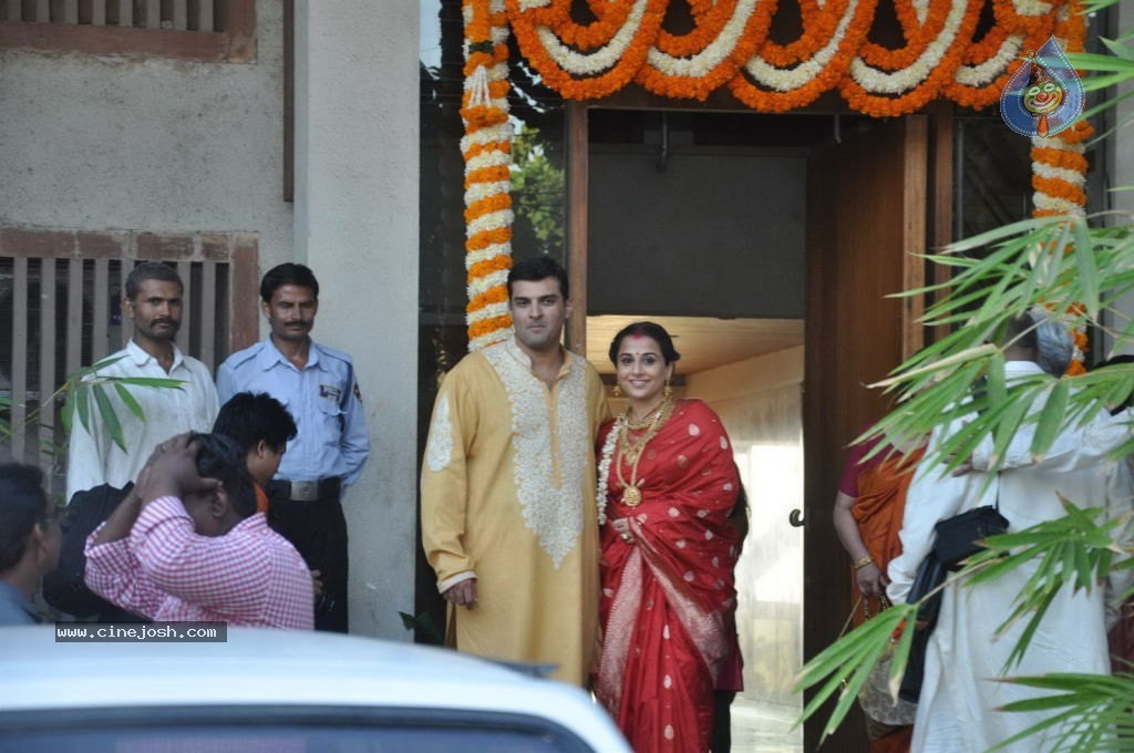 Vidya Balan Wedding Ceremony - 36 / 83 photos