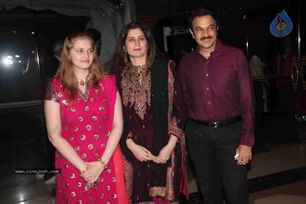 Vijay Kalanatri Son Sangeet Ceremony - 22 / 98 photos