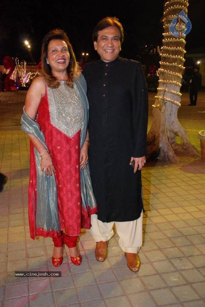 Vikaas Kalantri and Priyanka Chibber Wedding Reception - 71 / 148 photos