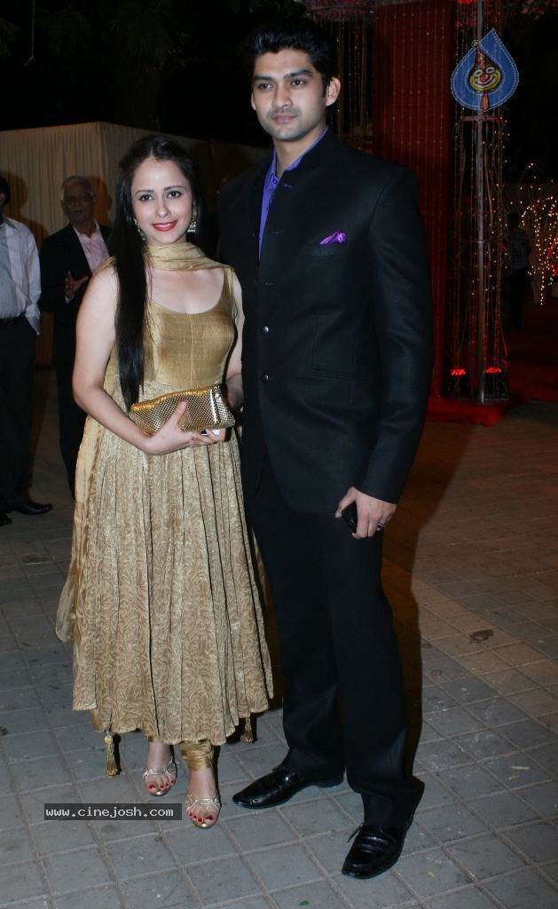 Vikaas Kalantri and Priyanka Chibber Wedding Reception - 95 / 148 photos