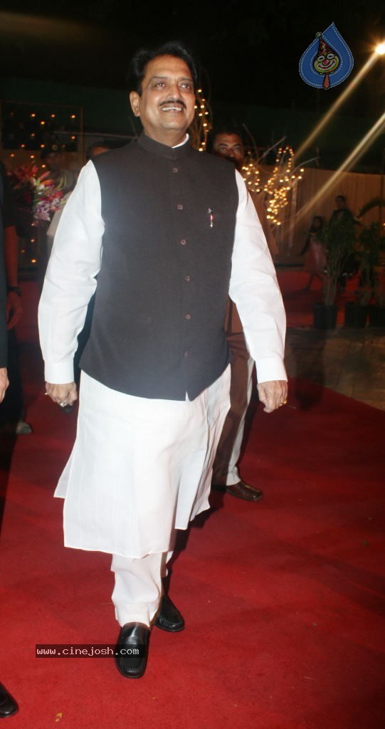 Vikaas Kalantri and Priyanka Chibber Wedding Reception - 117 / 148 photos