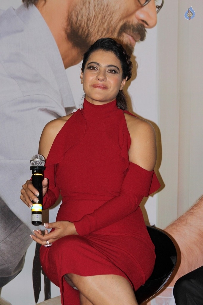 VIP 2 Movie Audio Launch Photos - 29 / 32 photos