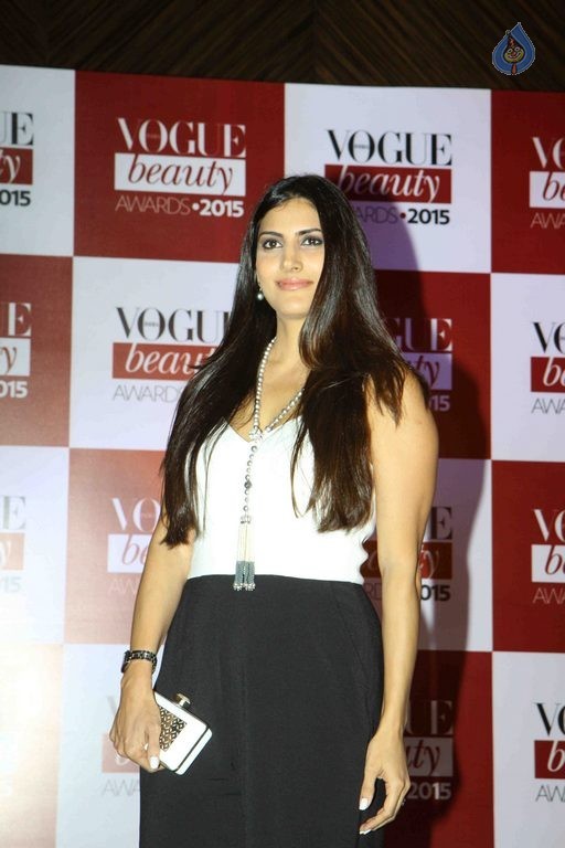 Vogue India Beauty Awards 2015 - 30 / 41 photos