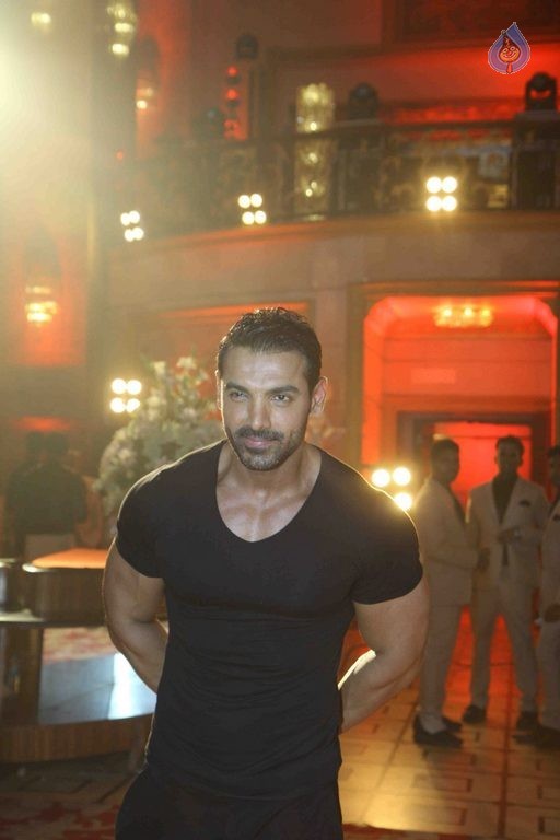 Welcome Back Song Shoot Photos - 24 / 28 photos