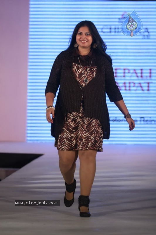 WLC Chimera 2011 Hot Fashion Show - 70 / 92 photos