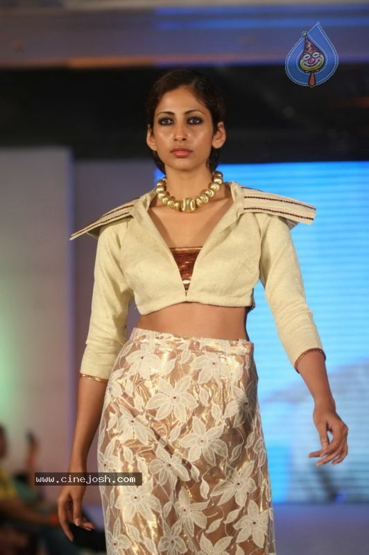 WLC Chimera 2011 Hot Fashion Show - 89 / 92 photos