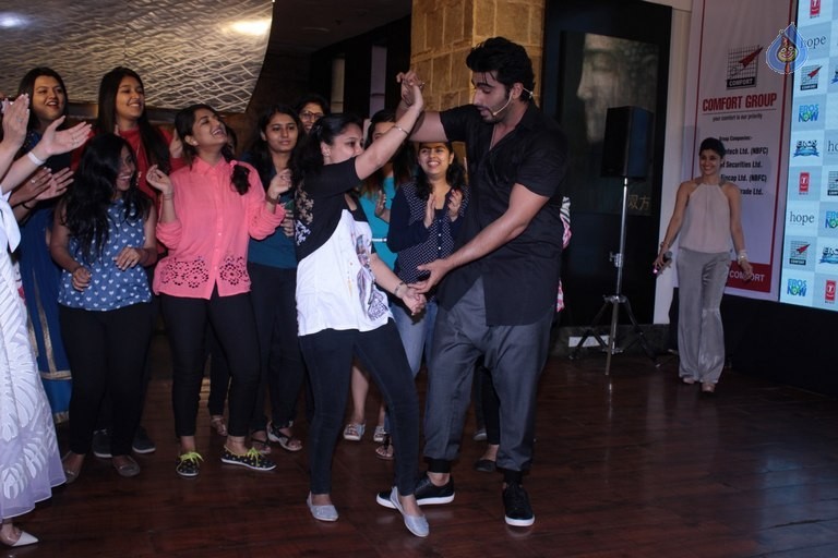 Womens Day Celebration with Ki and Ka Team - 37 / 63 photos