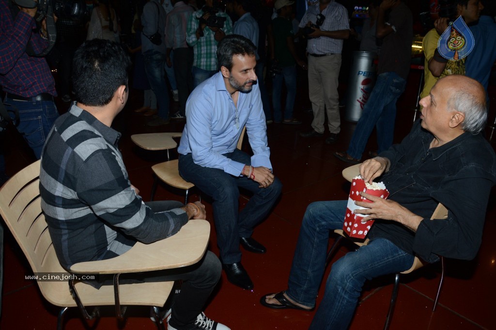 Yaariyan 1st Look Launch Event - 14 / 54 photos
