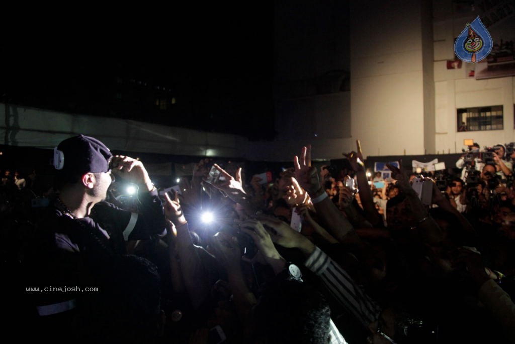 Yaariyan Concert n Music Launch - 55 / 67 photos