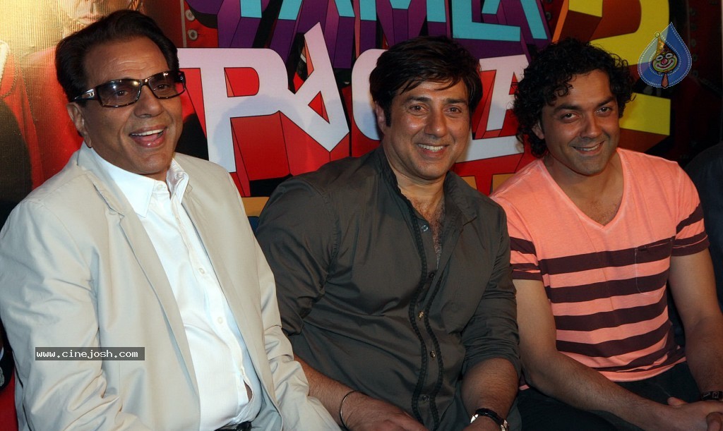 Yamla Pagla Deewana 2 Film 1st Look Launch - 12 / 43 photos