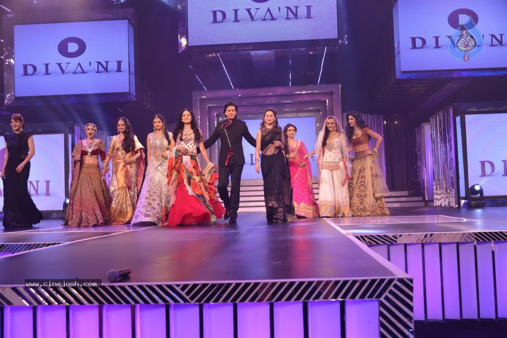 Yash Chopra Birthday Tribute Fashion Show - 18 / 78 photos