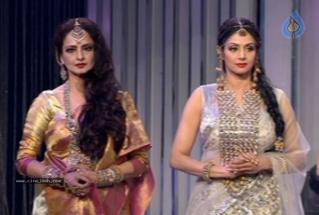 Yash Chopra Birthday Tribute Fashion Show - 23 / 78 photos