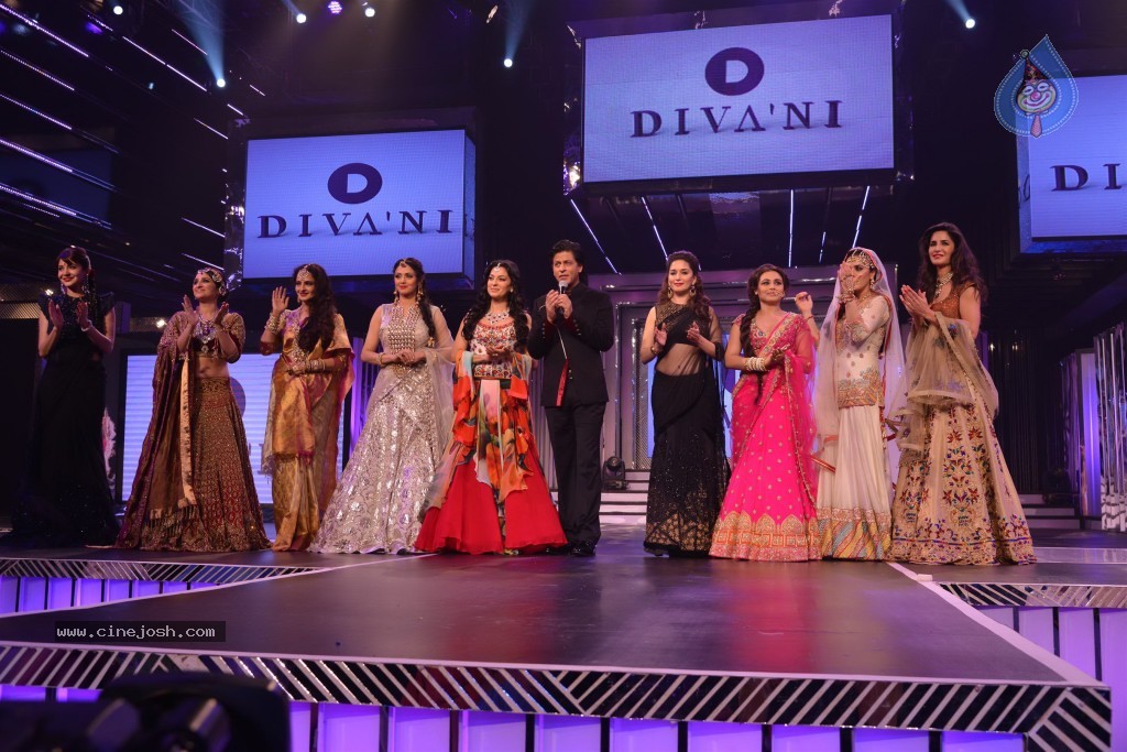 Yash Chopra Birthday Tribute Fashion Show - 73 / 78 photos