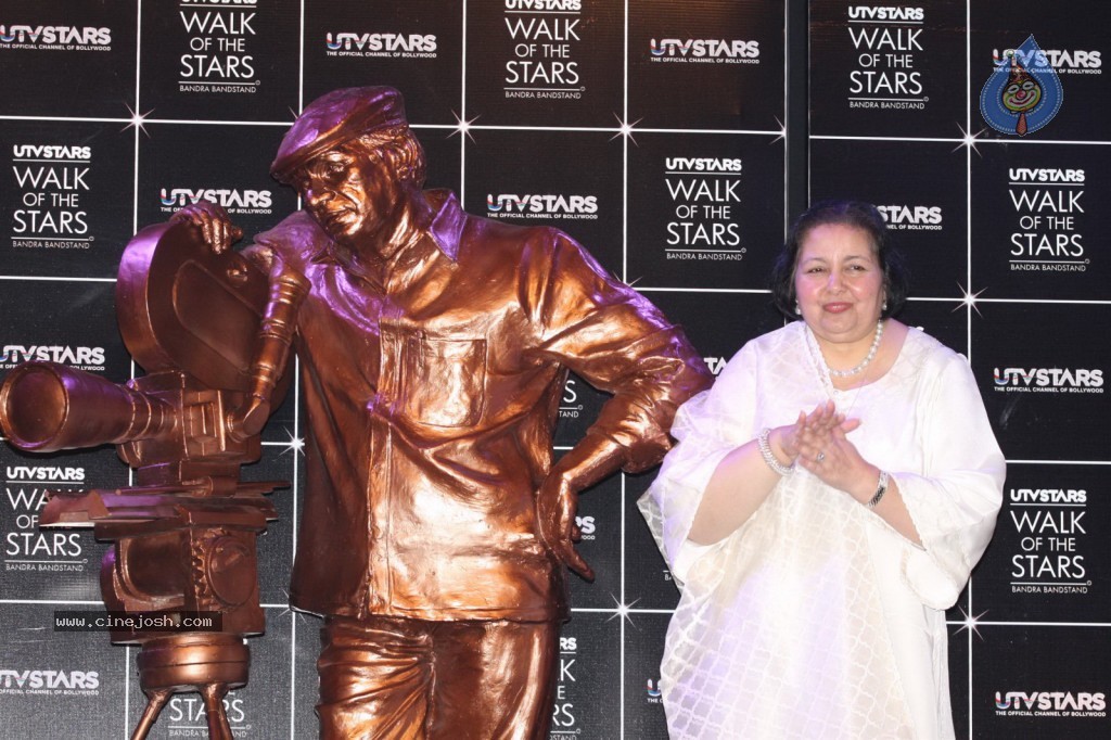 Yash Chopra Statue Launch Event - 3 / 45 photos