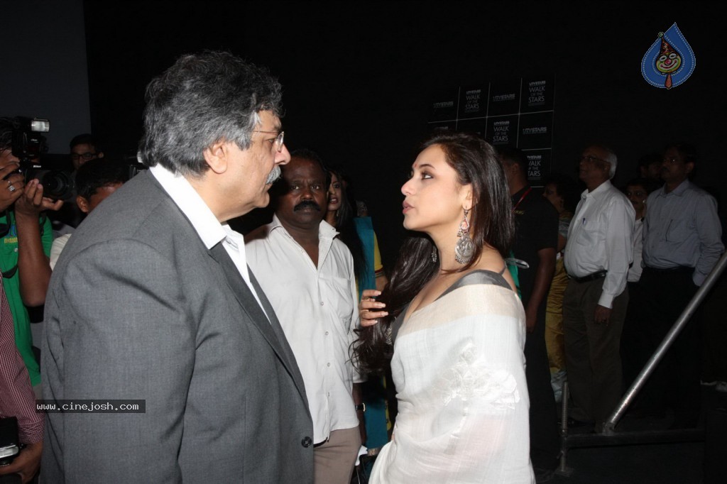 Yash Chopra Statue Launch Event - 34 / 45 photos