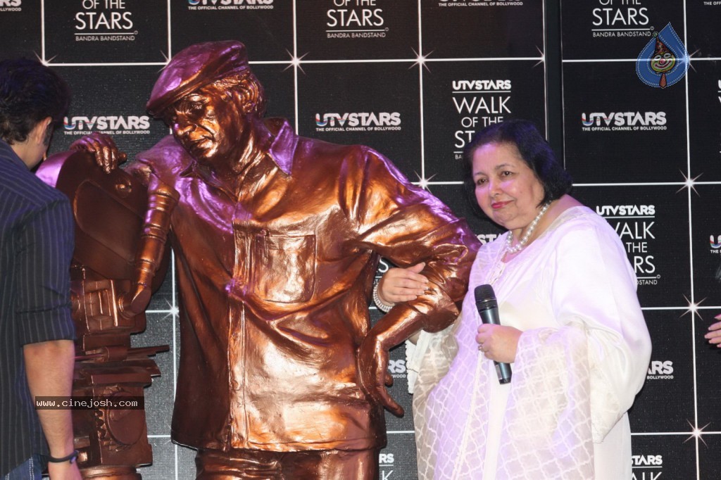 Yash Chopra Statue Launch Event - 40 / 45 photos