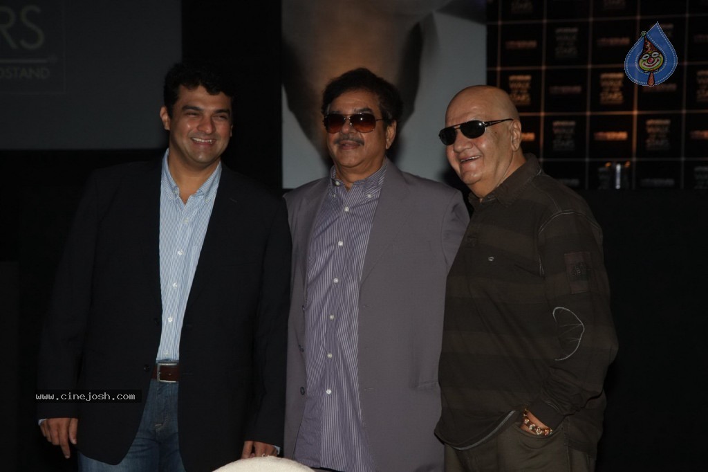 Yash Chopra Statue Launch Event - 42 / 45 photos