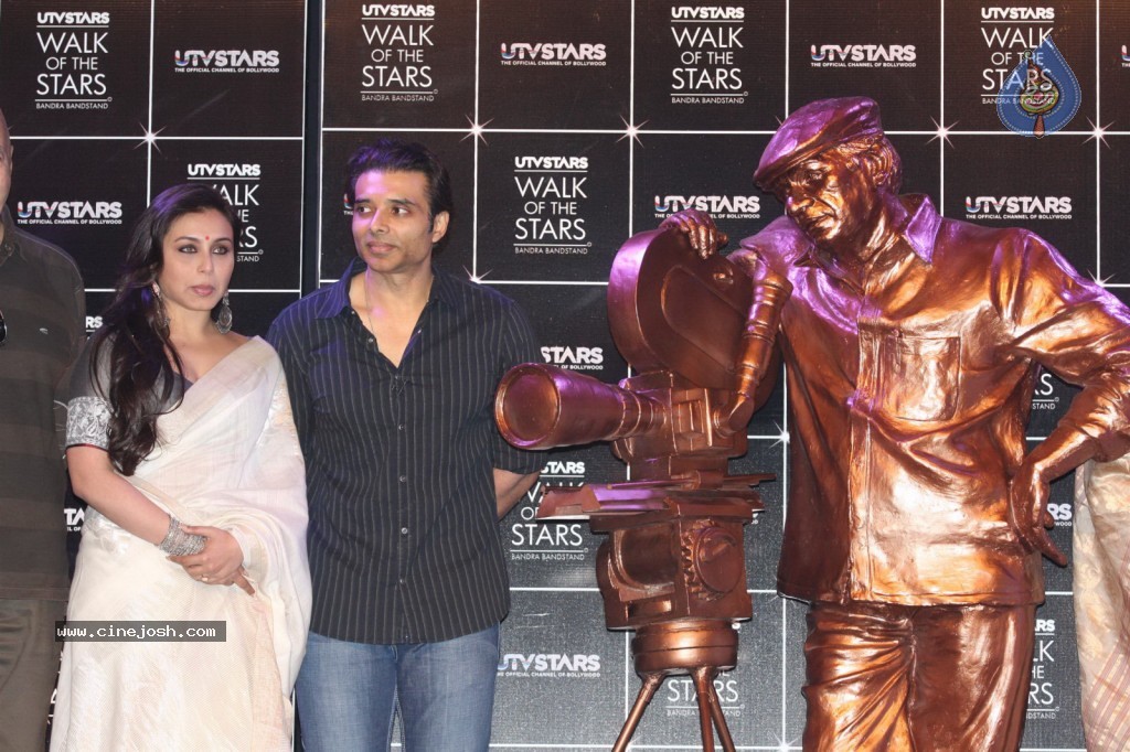 Yash Chopra Statue Launch Event - 43 / 45 photos