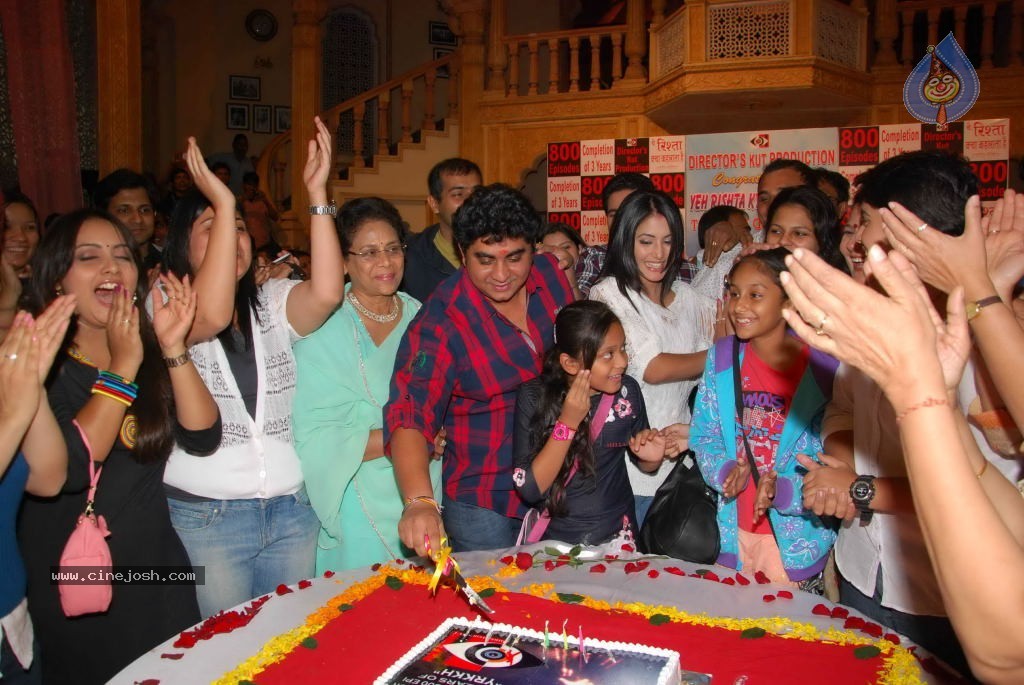 Yeh Rishta Kya Kehlata Hai 3 Years Completion Party - 14 / 37 photos