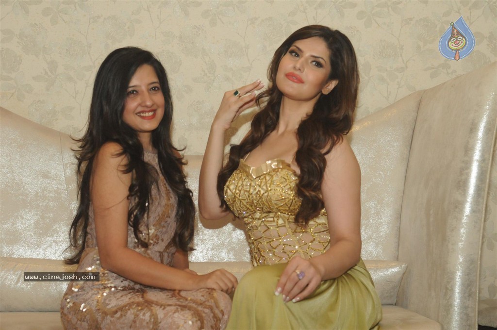 Zareen Khan at Amy Billimoria Friendly Collection Photoshoot - 17 / 55 photos