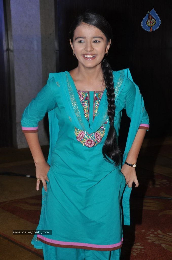 Zee anmol live 2025 sapne suhane ladakpan ke