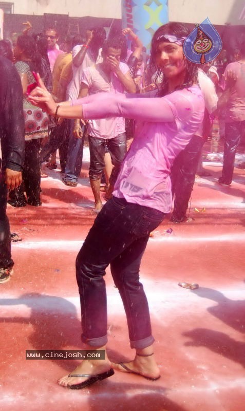 zoom holi party