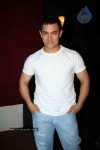 Aamir Khan unveils Peepli Live first look - 5 of 15