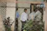 Aamir Khan's Father Tahir Hussian's Funeral - 18 of 25