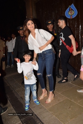 Aaradhya Bachchan's Birthday Party at Pratiksha - 19 of 32