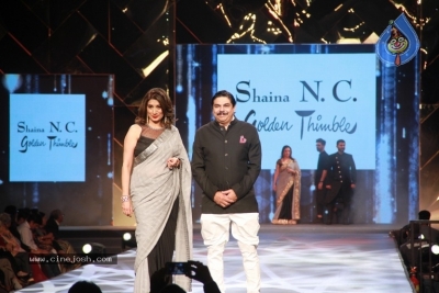 Abu Jani And Sandeep Khosla Fashion Show Photos - 7 of 40