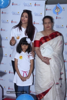 Aishwarya Rai Bachchan Announces Her Fathers Birthday - 21 of 21