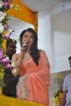 Aishwarya Rai Inaugurates new Branch of Kalyan Jewellers - 41 of 44
