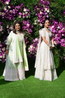 Akash Ambani and Shloka Mehta Wedding Reception - 3 of 38