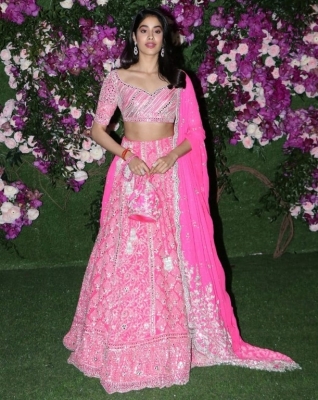 Akash Ambani and Shloka Mehta Wedding Reception - 19 of 43