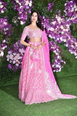 Akash Ambani and Shloka Mehta Wedding Reception - 35 of 43