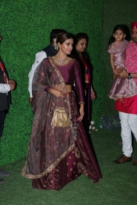 Akash Ambani and Shloka Mehta Wedding Reception - 36 of 43