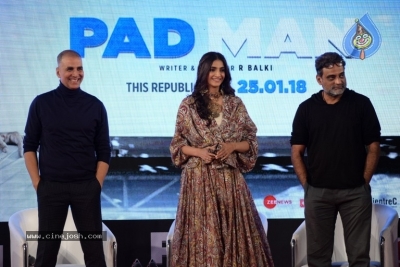 Akshay And Sonam Promote Pad Man - 16 of 21