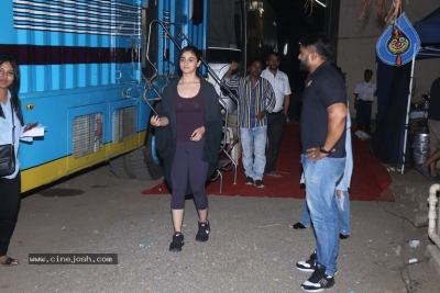 Alia Bhatt Spotted At Mehboob Studio - 4 of 8