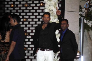 Ambanis Hosted Party for Harbhajan and Rohit Sharma - 22 of 70