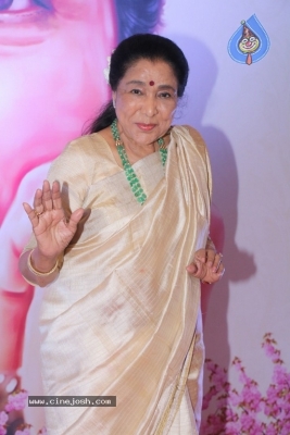 Asha Bhosale Awarded 5th Yash Chopra Memorial Award - 39 of 30