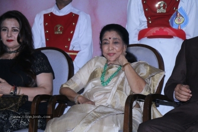 Asha Bhosale Awarded 5th Yash Chopra Memorial Award - 40 of 30