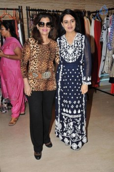 Asha Bhosle at NGO Maddad Event - 42 of 49