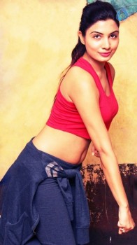 Avani Modi at SDWM Studio - 26 of 33