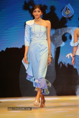 Avassa 2017 Fashion Show Photos - 1 of 50