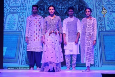 Avassa 2017 Fashion Show Photos - 10 of 50