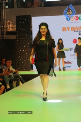 Avassa 2017 Fashion Show Photos - 16 of 50