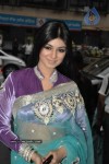 Ayesha Takia n Ranvijay at Riyaz Gangji Store - 15 of 44