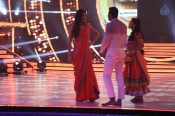 Baar Baar Dekho Team at Set of Jhalak Dikhhla Jaa - 33 of 42