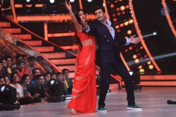 Baar Baar Dekho Team at Set of Jhalak Dikhhla Jaa - 41 of 42